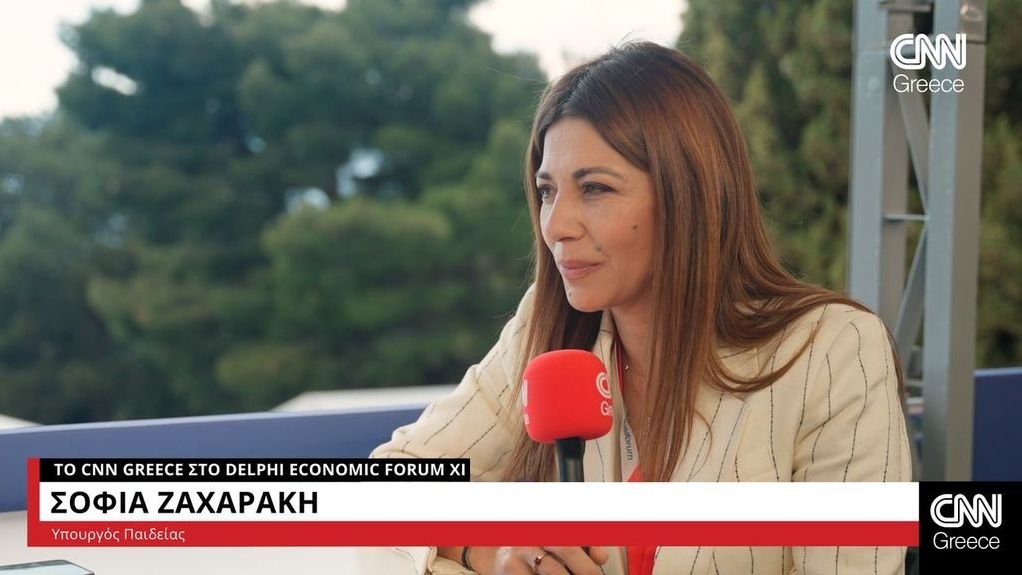 Ζαχαράκη στο CNN Greece: Όλα έτοιμα για τις Πανελλαδικές - Στις αρχές Αυγούστου οι βάσεις