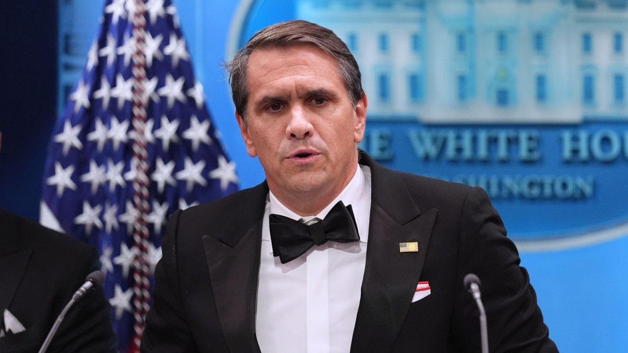 &Alpha;&mu;&epsilon;&rho;&iota;&kappa;&alpha;&nu;ό&sigmaf; &upsilon;&pi;&omicron;&upsilon;&rho;&gamma;ό&sigmaf; &Delta;&iota;&kappa;&alpha;&iota;&omicron;&sigma;ύ&nu;&eta;&sigmaf;: &Omicron; &delta;&rho;ά&sigma;&tau;&eta;&sigmaf; &tau;&omega;&nu; &pi;&upsilon;&rho;&omicron;&beta;&omicron;&lambda;&iota;&sigma;&mu;ώ&nu; &phi;&alpha;ί&nu;&epsilon;&tau;&alpha;&iota; &nu;&alpha; &sigma;&tau;ό&chi;&epsilon;&upsilon;&epsilon; &tau;&omicron;&nu; &Tau;&rho;&alpha;&mu;&pi;