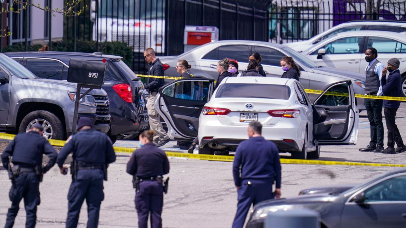 Θανατηφόρα πτώση 38χρονης από ύψος 15 μέτρων στο αεροδρόμιο της Ινδιανάπολης