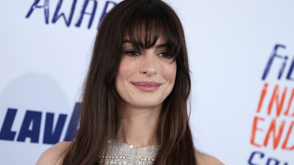 Κυκλοφόρησε το πρώτο τρέιλερ για το ψυχολογικό θρίλερ «Verity» με την Αν Χάθαγουεϊ