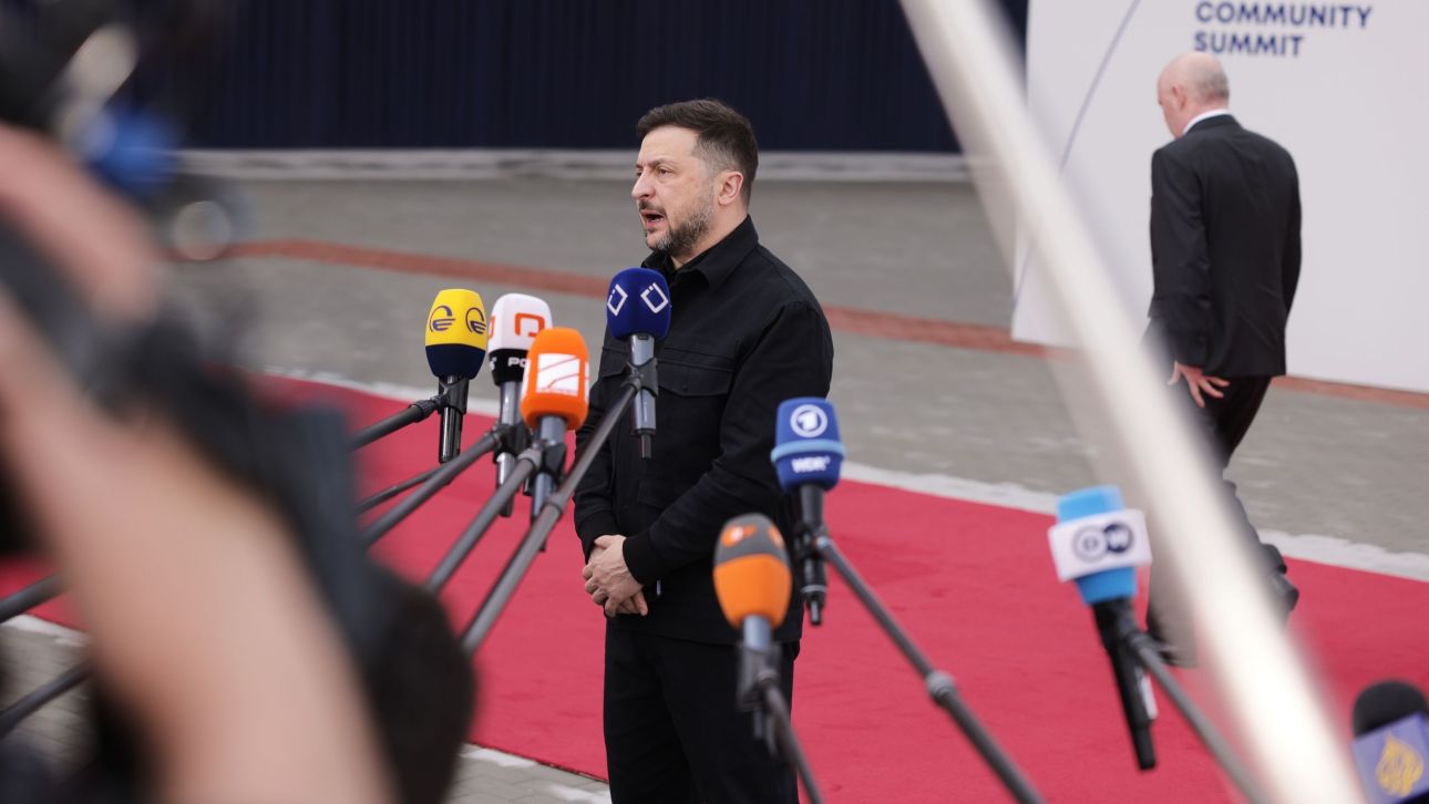 Η ένταξη της Ουκρανίας στην ΕΕ στην ατζέντα της συνάντησης Ζελένσκι - Φίτσο