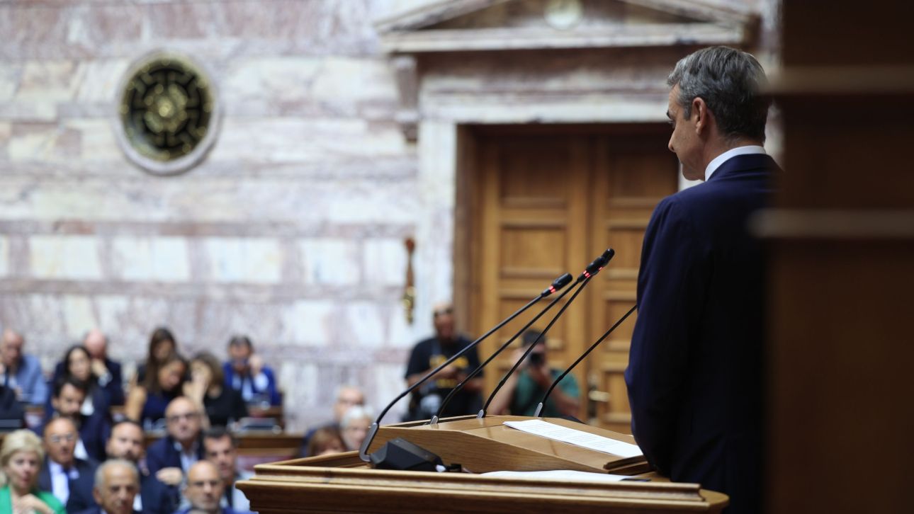 45 «γαλάζιοι» παρεμβαίνουν στην Κ.Ο. της ΝΔ - Η στάση Μητσοτάκη και το Σύνταγμα