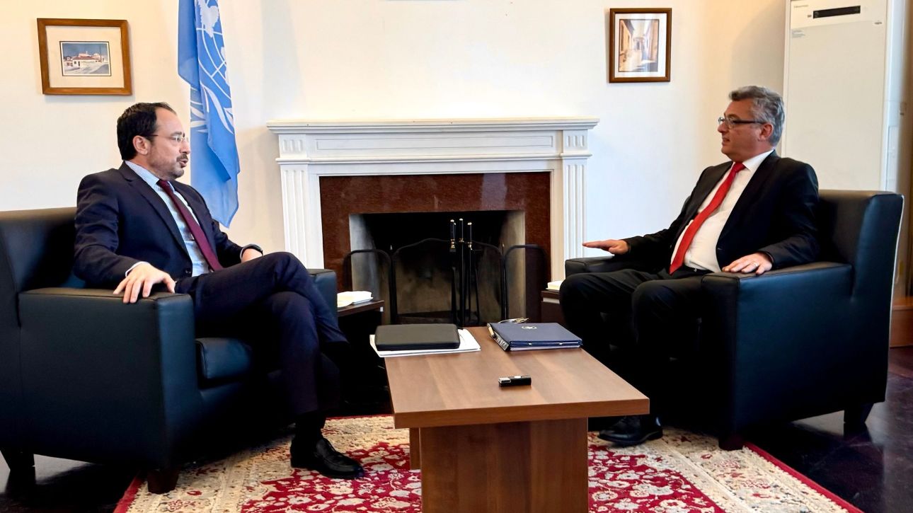 Κύπρος: Συνάντηση Χριστοδουλίδη με Ερχιουρμάν - Τι συμφώνησε με τον Τουρκοκύπριο