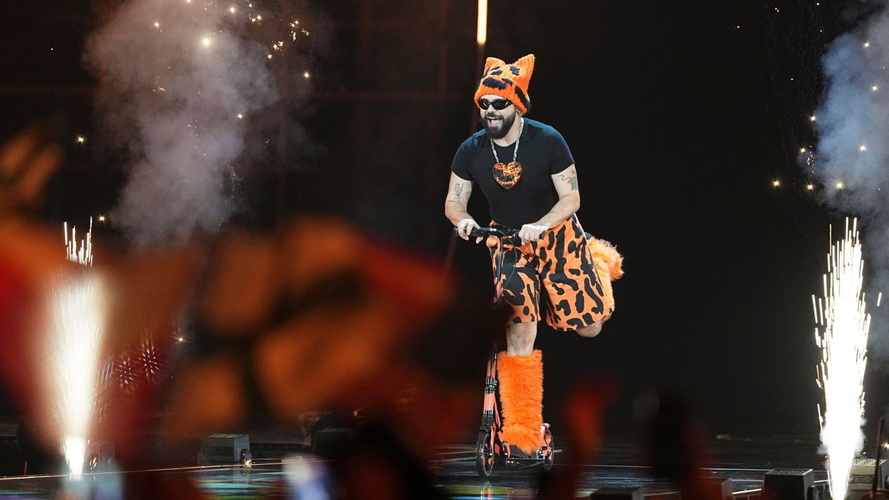 Ο Akylas και η σιωπηλή πικρία της 10ης θέσης στη Eurovision - Όλα όσα έγιναν στο μεγάλο τελικό