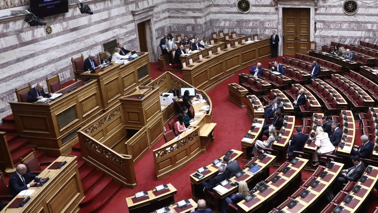 LIVE - Η συζήτηση στη Βουλή για την σύσταση προανακριτικής επιτροπής για Λιβανό- Αραμπατζή