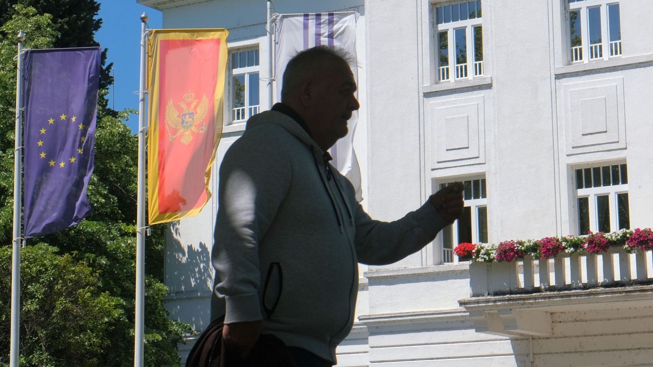 Το Μαυροβούνιο απέλασε 87 Σέρβους ως «απειλή για την ασφάλεια» ενόψει τις Συνόδου ΕΕ-Δ. Βαλκανίων