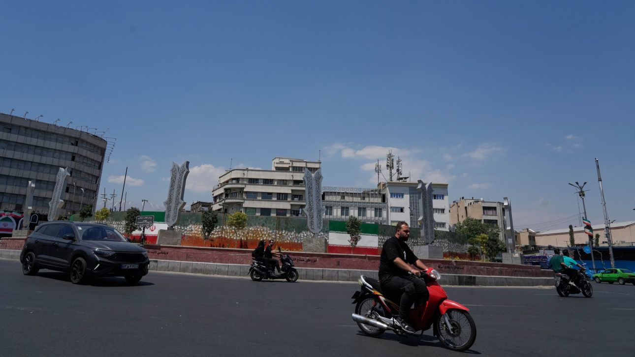 Ιράν: Η Τεχεράνη ανακοίνωσε ότι 15 άτομα τραυματίσ