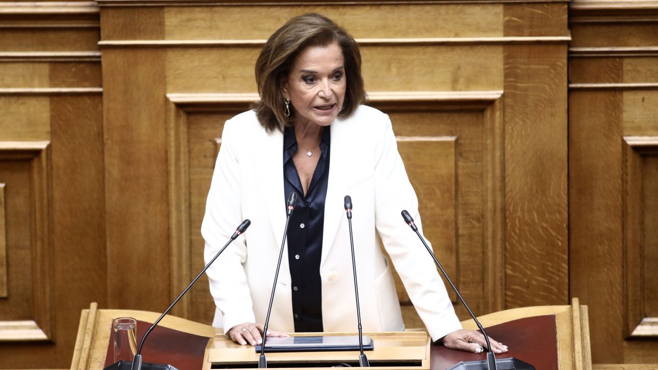 &Mu;&pi;&alpha;&kappa;&omicron;&gamma;&iota;ά&nu;&nu;&eta; &gamma;&iota;&alpha; &Gamma;&iota;&omega;&tau;ό&pi;&omicron;&upsilon;&lambda;&omicron;: &laquo;&Delta;&epsilon;&nu; &theta;&alpha; &epsilon;ί&nu;&alpha;&iota; &omega;&rho;&alpha;ί&omicron; &nu;&alpha; &sigma;&upsilon;&nu;&alpha;&nu;&tau;ή&sigma;&epsilon;&iota; &tau;&alpha; &pi;&alpha;&iota;&delta;&iota;ά &mu;&omicron;&upsilon; &sigma;&tau;&omicron;&nu; &delta;&rho;ό&mu;&omicron;&raquo;