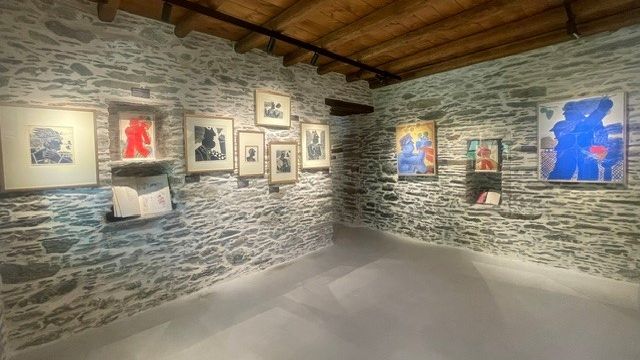 «Ο Αινιγματικός Κόσμος του Ανθρώπου»: Αναδρομική Έκθεση Αλέκου Φασιανού στην Άνδρο