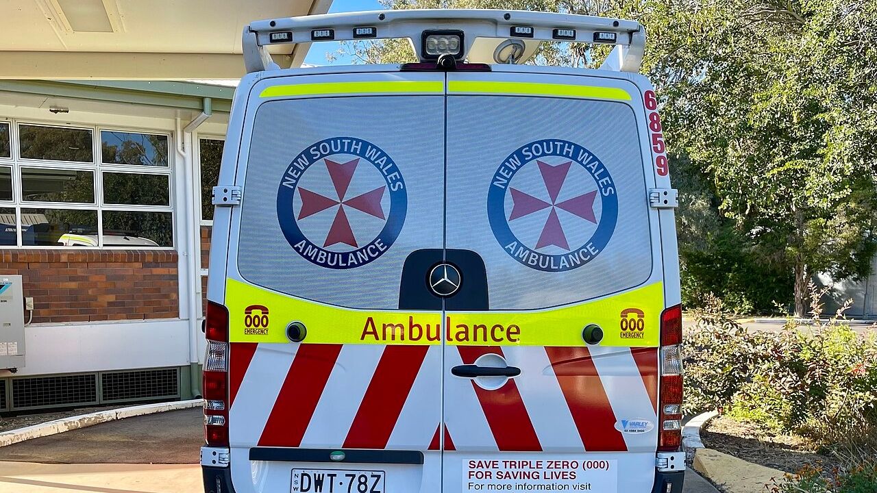 &Sigma;&upsilon;&nu;&alpha;&gamma;&epsilon;&rho;&mu;ό&sigmaf; &sigma;&tau;&eta;&nu; &Omicron;&upsilon;&alpha;&lambda;ί&alpha; &mu;&epsilon;&tau;ά &alpha;&pi;ό &sigma;&omicron;&beta;&alpha;&rho;ό &tau;&rho;&omicron;&chi;&alpha;ί&omicron; &mu;&epsilon; &lambda;&epsilon;&omega;&phi;&omicron;&rho;&epsilon;ί&omicron;