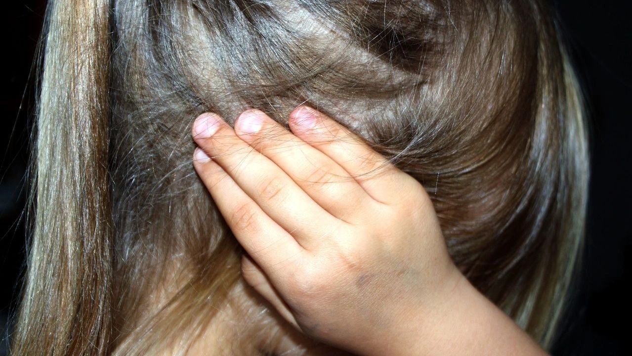 Trafficking: 881 &theta;ύ&mu;&alpha;&tau;&alpha; &epsilon;&mu;&pi;&omicron;&rho;ί&alpha;&sigmaf; &alpha;&nu;&theta;&rho;ώ&pi;&omega;&nu; &sigma;&tau;&eta;&nu; &Epsilon;&lambda;&lambda;ά&delta;&alpha; &tau;&omicron; 2025