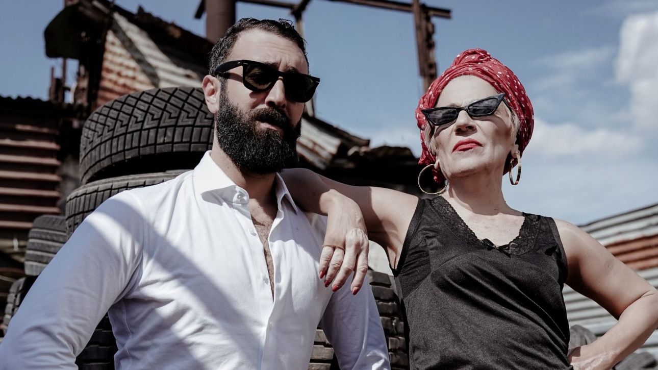 «Ο Κατάδεσμος»: O Αλέξανδρος Ρήγας σκηνοθετεί τη Χρύσα Ρώπα