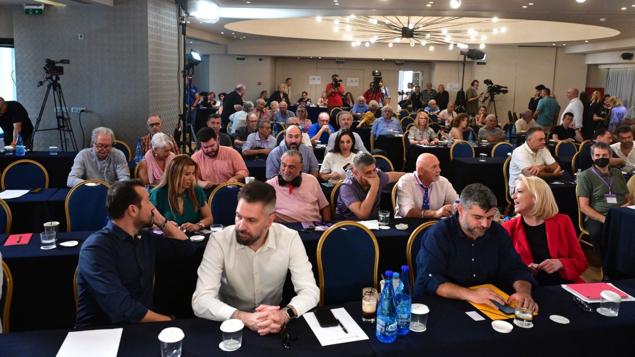 H &nu;έ&alpha; &sigma;ύ&nu;&theta;&epsilon;&sigma;&eta; &tau;&eta;&sigmaf; &Pi;&omicron;&lambda;&iota;&tau;&iota;&kappa;ή&sigmaf; &Gamma;&rho;&alpha;&mu;&mu;&alpha;&tau;&epsilon;ί&alpha;&sigmaf; &tau;&omicron;&upsilon; &Sigma;&Upsilon;&Rho;&Iota;&Zeta;&Alpha;-&Pi;&Sigma;