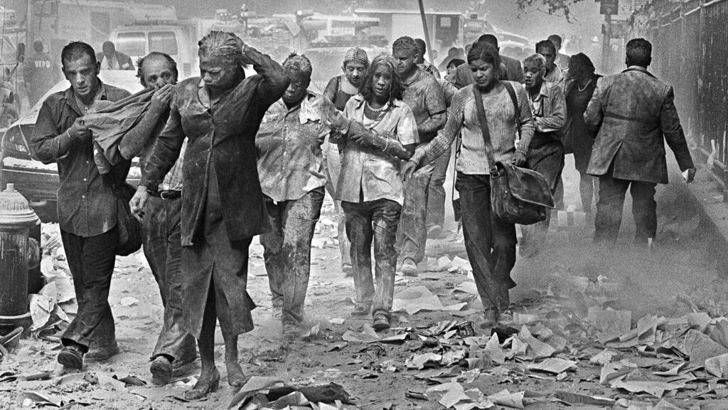 11η Σεπτεμβρίου: 10 συγκλονιστικές φωτογραφίες και οι ιστορίες πίσω από αυτές