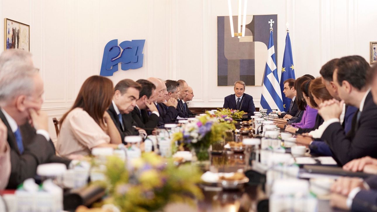 Κερδισμένοι και χαμένοι των νέων μέτρων: Καύσιμα, 120 δόσεις και συνεπείς οφειλέτες στο προσκήνιο