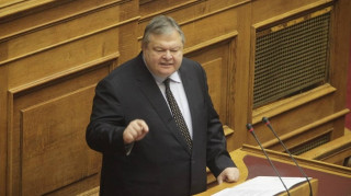 Επίθεση Βενιζέλου στην κυβέρνηση από το βήμα της Βουλής