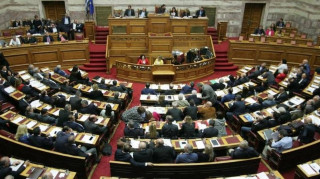 Για εμπαιγμό της Βουλής κατηγόρησε την κυβέρνηση η Δημοκρατική Συμπαράταξη