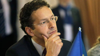 Ντάισελμπλουμ: Το προσφυγικό δεν συνδέεται με την αξιολόγηση