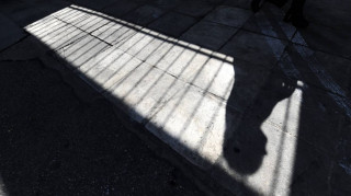 Κάθειρξη 100 ετών σε γυναίκα που αφαίρεσε από εγκυμονούσα το έμβρυο