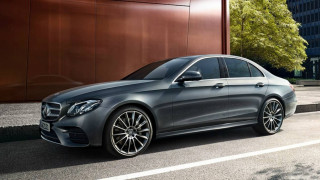 H νέα E-Class είναι η πιο έξυπνη πολυτελής λιμουζίνα