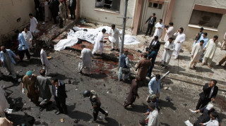 Πακιστάν: Δεκάδες νεκροί και τραυματίες από έκρηξη σε νοσοκομείο