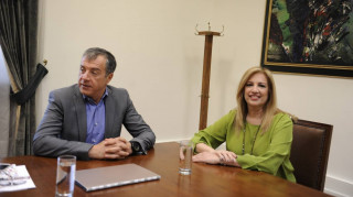 Παιχνίδι εντυπώσεων παρά ουσίας στην Κεντροαριστερά