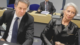 FT: Το ΔΝΤ πρέπει να μείνει στο ελληνικό πρόγραμμα