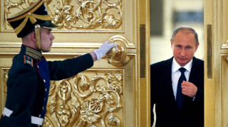 Κρεμλίνο: Η Ρωσία πρέπει να αποτρέψει τη διάλυση της Συρίας