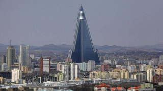 Ανοίγει το «καταραμένο» ξενοδοχείο της Βόρειας Κορέας;