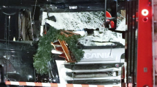 Βερολίνο: καρέ καρέ οι απεγκλωβισμοί