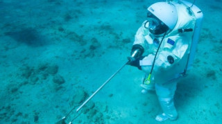 Τι δουλειά έχει ένας αστροναύτης στο βυθό της θάλασσας;