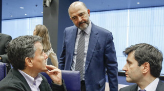 Στο 2% αναθεωρεί την εκτίμηση για το ελληνικό ΑΕΠ η Κομισιόν