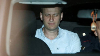 Αποφυλακίστηκε ο ηγέτης της εξωκοινοβουλευτικής αντιπολίτευσης Αλεξέι Ναβάλνι