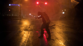 Ο Χάρβεϊ «τρομοκρατεί» τις ΗΠΑ