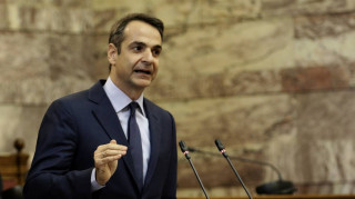 Μητσοτάκης: Η έξοδος από τα μνημόνια το 2018 είναι «άδειο πουκάμισο» (pics)