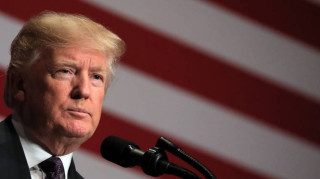 Προειδοποίηση Τραμπ σε Ιράν: Tα καταπιεστικά καθεστώτα δεν αντέχουν στον χρόνο