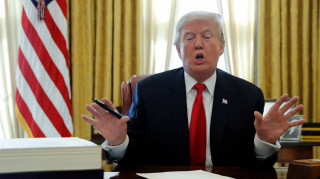 Τραμπ: To Πακιστάν παρέχει καταφύγιο στους τρομοκράτες που καταδιώκουμε στο Αφγανιστάν