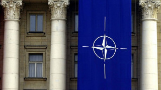 ΝΑΤΟ: Πρωταρχικής σημασίας για ένταξη της πΓΔΜ στη Συμμαχία η λύση στο όνομα
