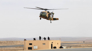 Σύγκρουση στρατιωτικών ελικοπτέρων στη Γαλλία με νεκρούς