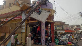 Αυξήθηκε ο αριθμός των νεκρών στην Ινδία - Τα ακραία φαινόμενα θα συνεχιστούν