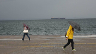 Προειδοποίηση για καταιγίδες και χαλαζοπτώσεις ως την Τετάρτη από την ΕΜΥ