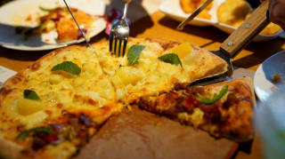 Γιατί η πίτσα είναι τόσο εθιστική;