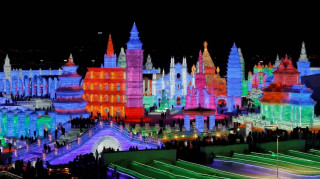 Η παγωμένη πολιτεία της Χαρμπίν άνοιξε τις «πύλες» της