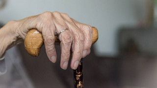 Γαλλία: Δολοφονία σε γηροκομείο με βασική ύποπτο μια… υπεραιωνόβια 102 ετών