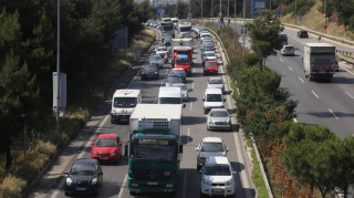 Γαλάτσι: Κυκλοφοριακό «χάος» - Έσπασε αγωγός ύδρευσης