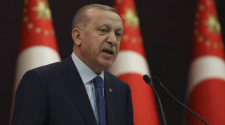 Κορωνοϊός: Ερντογάν καλεί... γιαγιάδες και τους ζητά να μείνουν σπίτι
