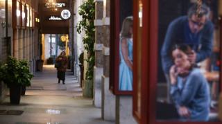 Τι ισχύει με την αναστολή συμβάσεων εργασίας και τα 800 ευρώ