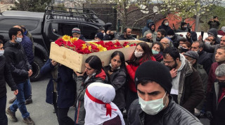 Τουρκία: Πέθανε από απεργία πείνας 28χρονη αριστερή τραγουδίστρια