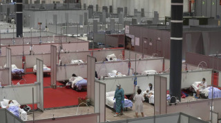 Κορωνοϊός: «Χαραμάδα» ελπίδας στην Ισπανία - Ελαφρά μείωση στον αριθμό των νεκρών