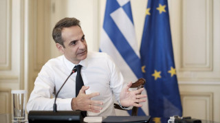 Τηλεδιάσκεψη Μητσοτάκη με τραπεζικά στελέχη: Έως και 16 δισ. ευρώ στην αγορά το 2020